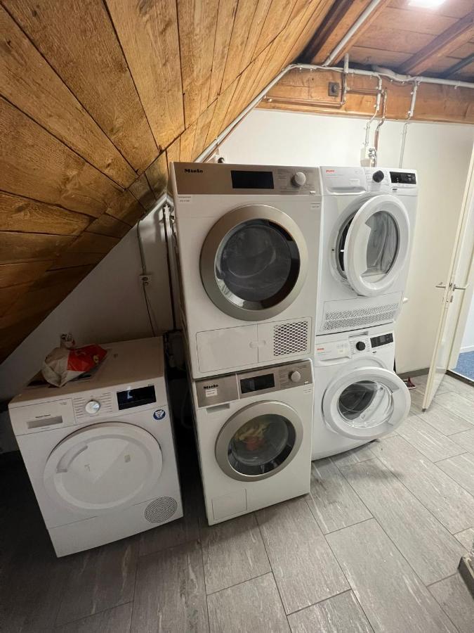 Zimmer Mit Geteiltem Bad & Kueche Brugg  Exterior photo